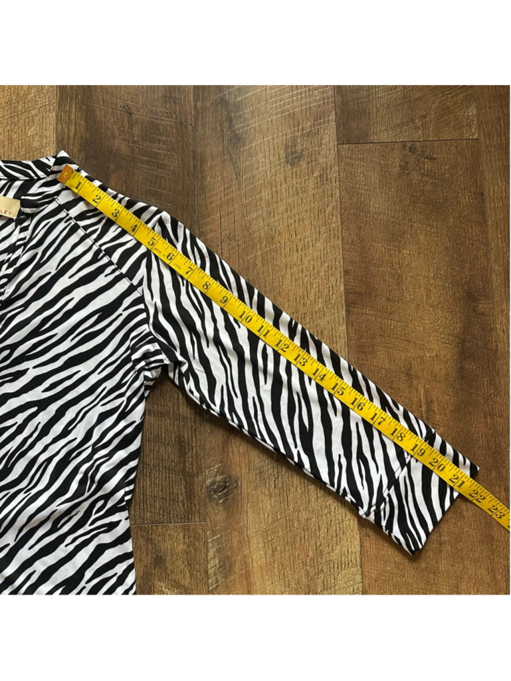 Women's Sport Haley Zebra Print Top Size XS Summer - Picture 9 of 9